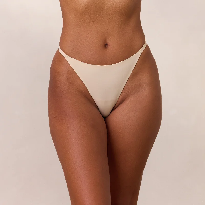 Everyday Form G-String - Vanilla