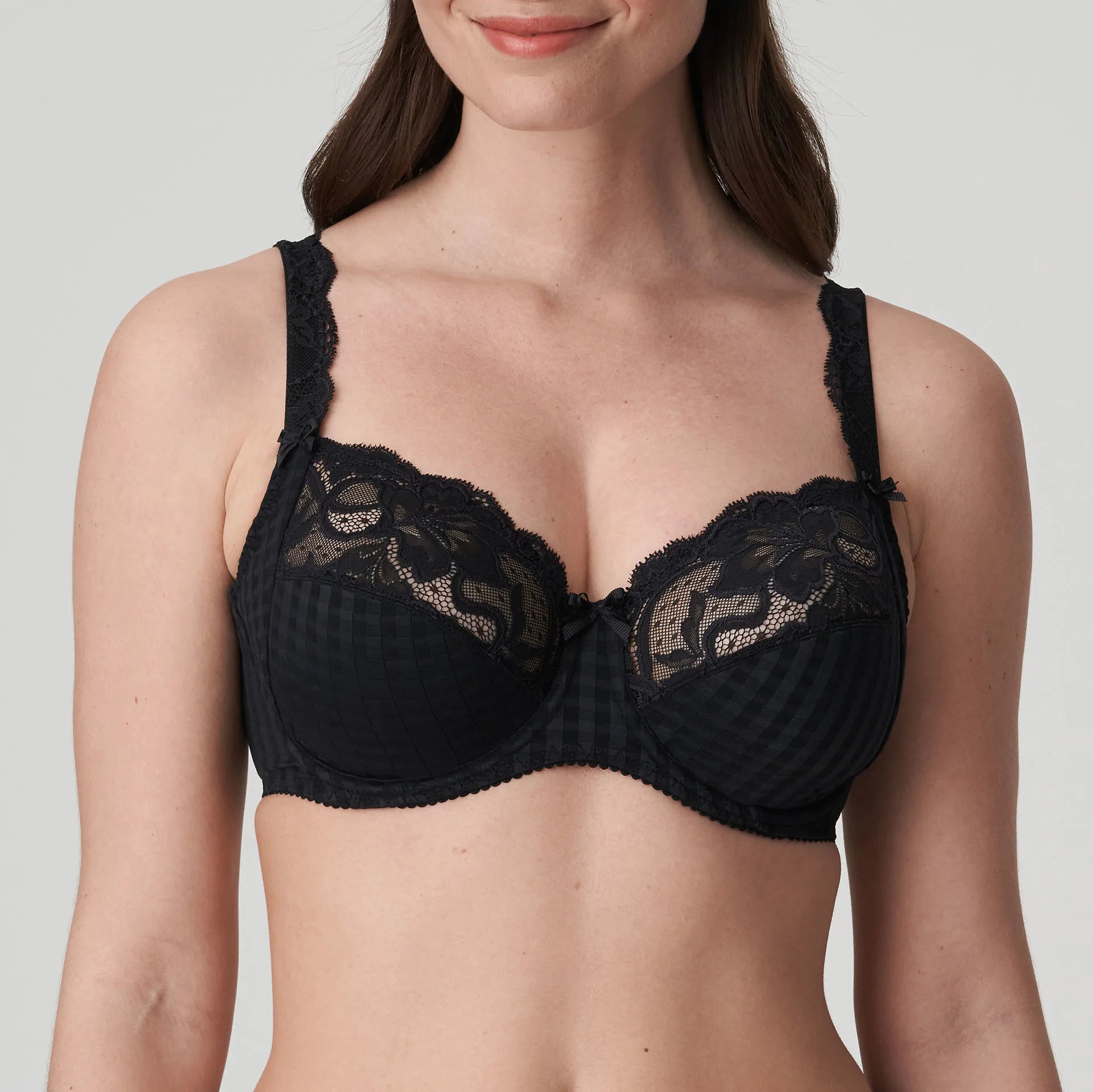 Madison Full Cup in Black - Prima Donna